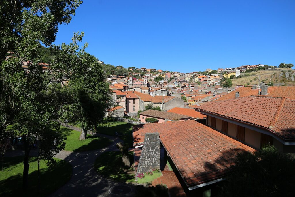 The rooftops of Santu Lussurgiu in its Montiferru basin