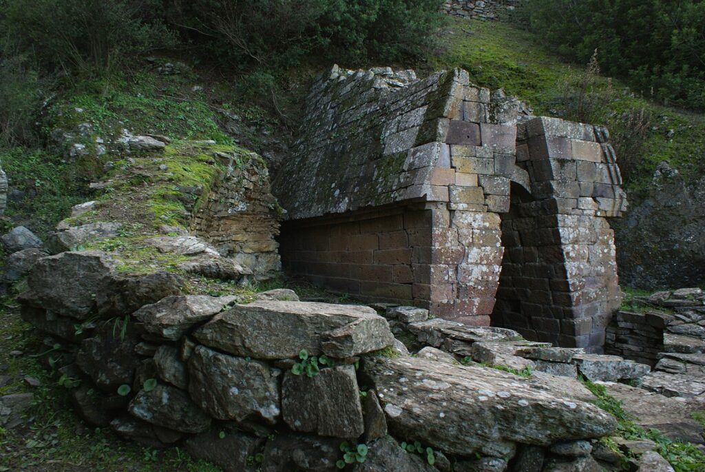 The Nuragic sacred well of Su Tempiesu, near Orune