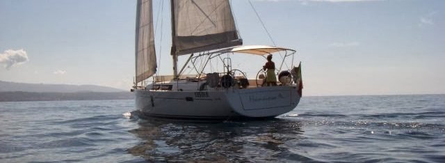 Mal di Ventre in barca a vela da Bosa, giornata con pranzo